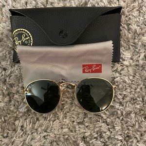 Ray-Ban Round Sunglasses